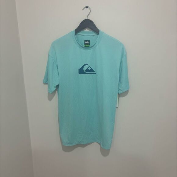 Men’s Quicksilver TShirt NWT Size Small.‎ Closet J4 - Picture 1 of 4
